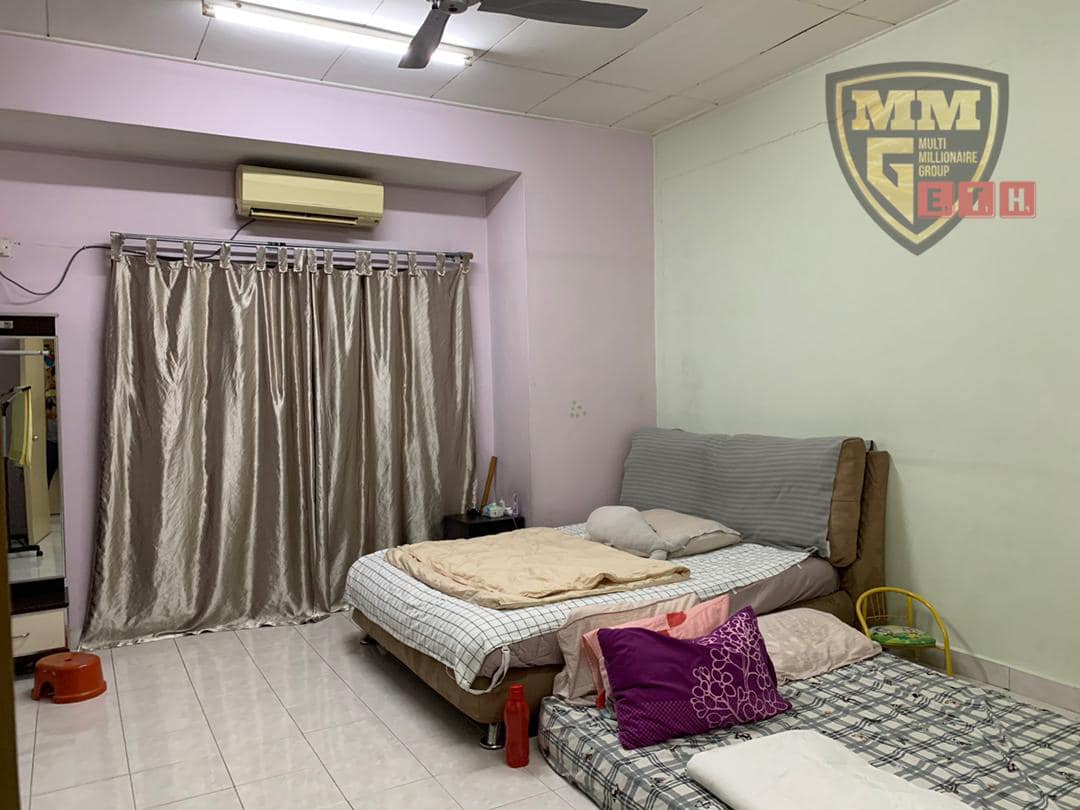 RM599K BANDAR BOTANIC 2STY RENOVATED EXTENDED - photo 3