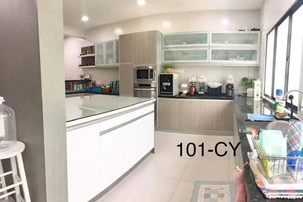 RM1 65M AMBANG BOTANIC 2 2 HALF STY RENOVATED