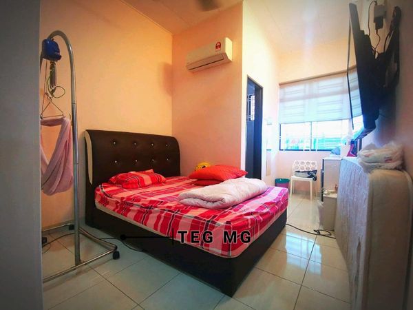 RM460K BANDAR PUTERA 2 1STY RENOVATED 3R2B - photo 3