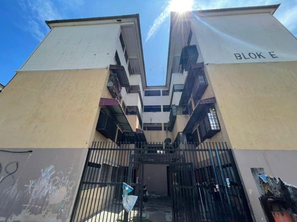 RM110K PANGSAPURI REBANA BUKIT RAJA FLAT 3R2B - photo 4