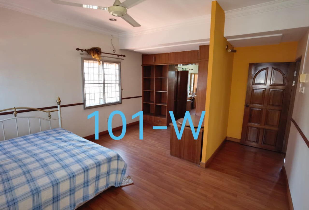 RM1 55M TAMAN BERKELEY 2STY BUNGALOW RENOVATED - photo 3