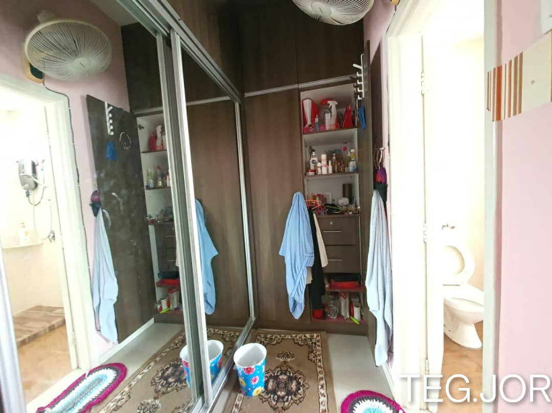 RM930K KEMUNING UTAMA INDAH RESIDENCE 2STY RENO - photo 3