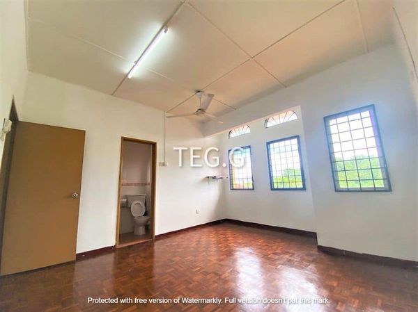 RM438K KEMUNING GREENVILLE 2STY 4R3B FACING OPEN - photo 3