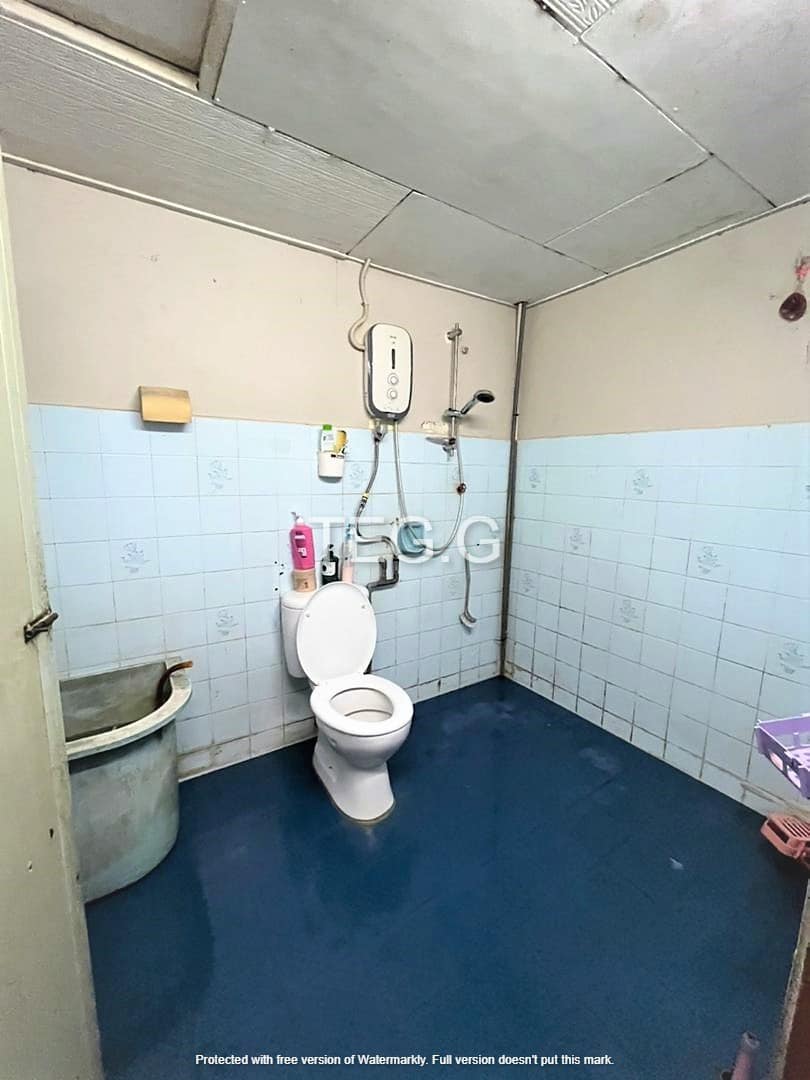 RM370K PANDAMARAN JAYA 1STY 4R2B LEASEHOLD - photo 3