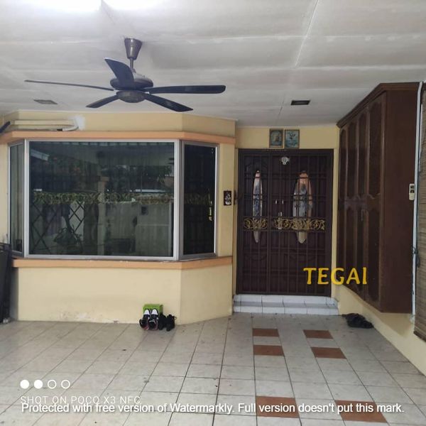 RM565K DESA LATANIA SEKSYEN 36 2STY RENOVATED