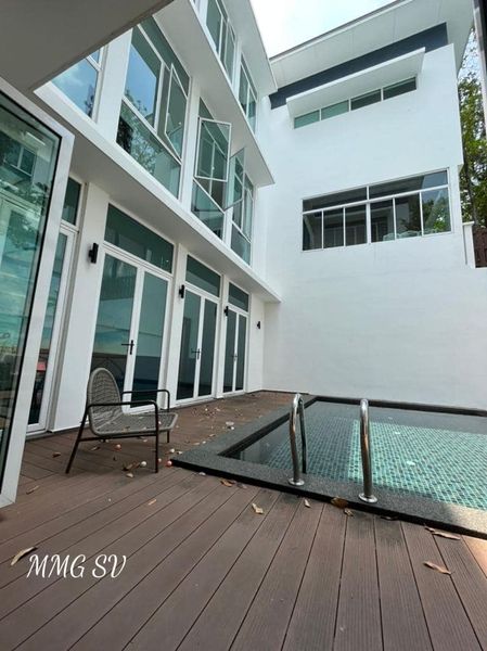 RM4 7M SETIA ECO PARK TROIKA TYPE 3STY BUNGALOW - photo 1