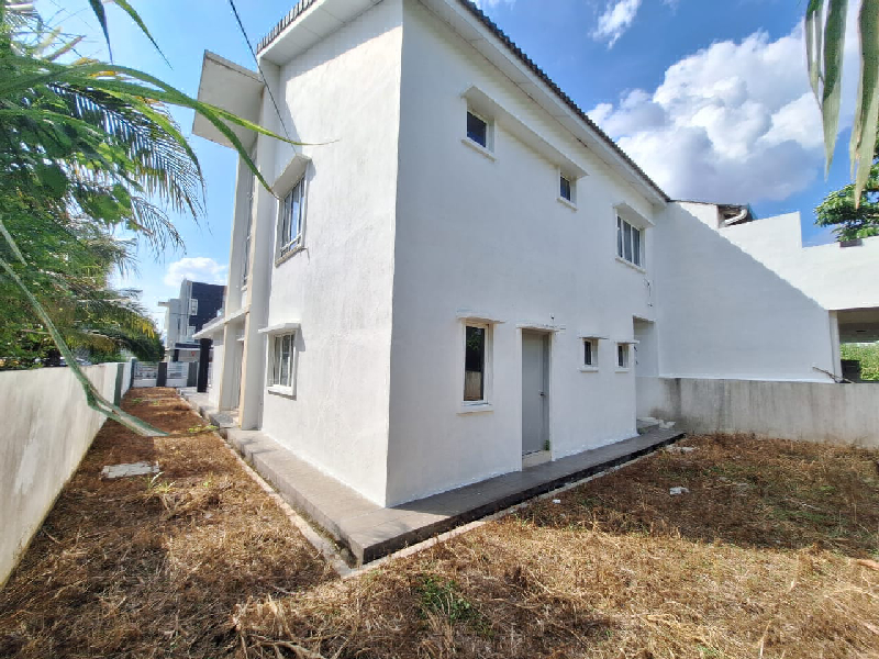 Jalan Pasir Puteh Pengkalan Freehold Newly Never Occupied 3 Storey Semi D For Sale  - photo 2