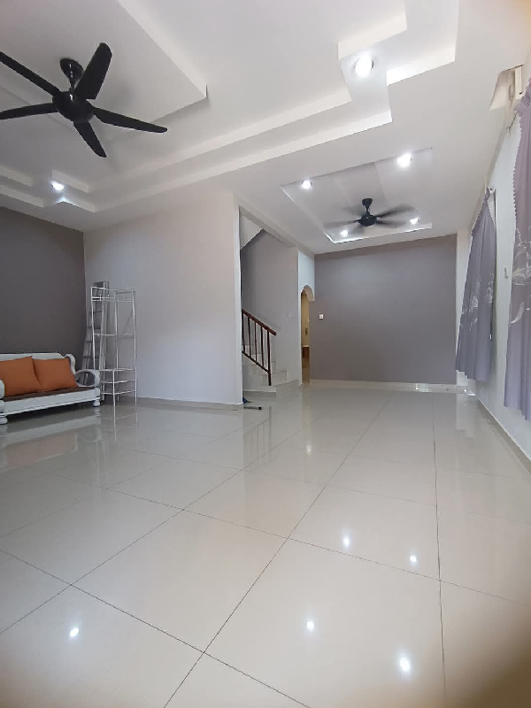 Bercham Good Condition Double Storey Intermediate Corner House For Sale - photo 3
