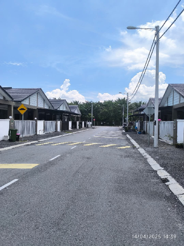 Medan Klebang Pertama Single Storey For Sale . - photo 2