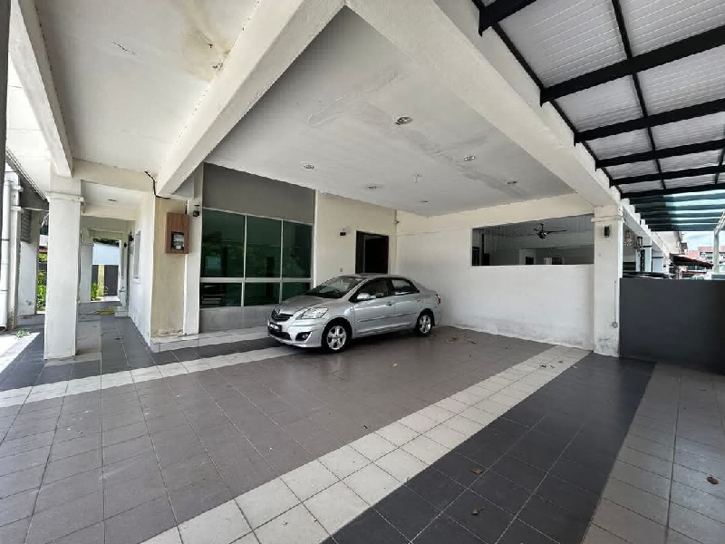 Taman Silibin Ria Double Storey Super Big Corner House - photo 3