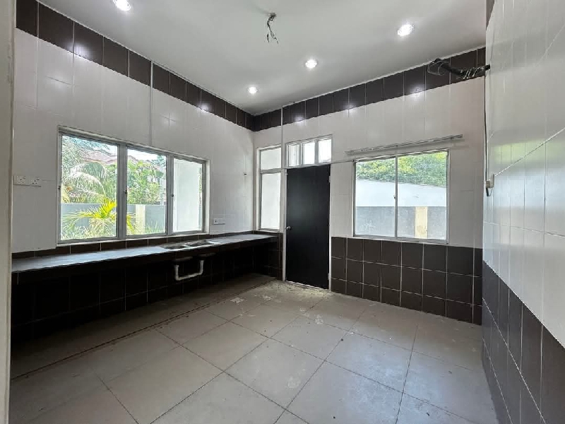 Taman Silibin Ria Double Storey Super Big Corner House - photo 11