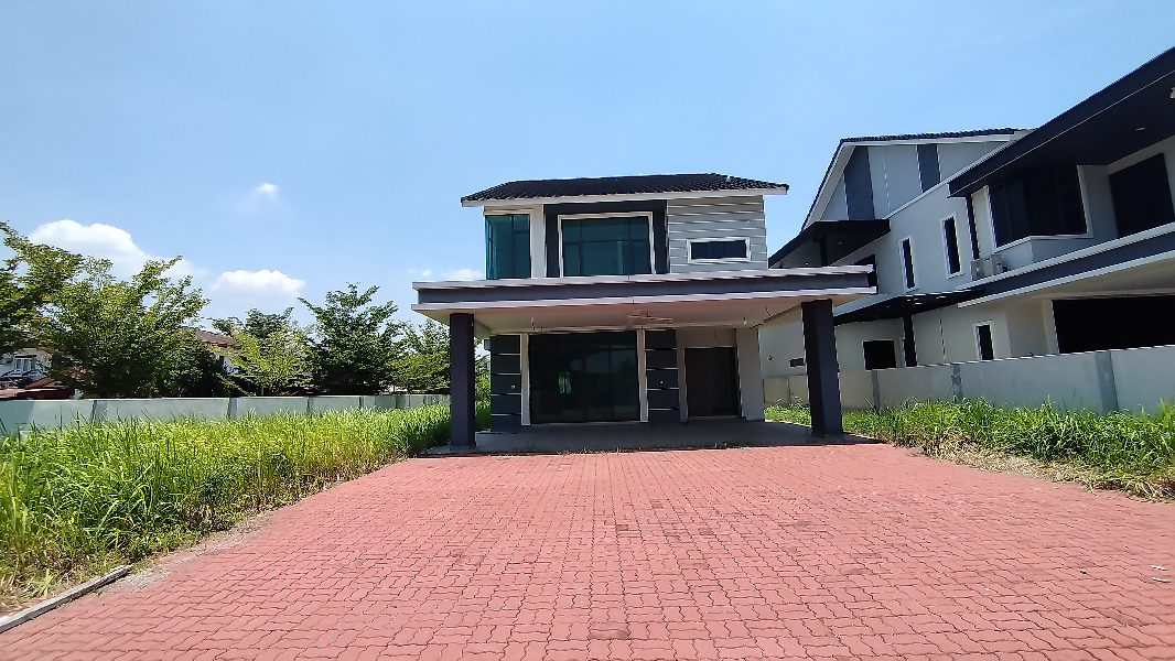 Taman Pasir Puteh Selatan Spacious Freehold Double Storey Corner Lot Bungalow For Sale  - photo 3