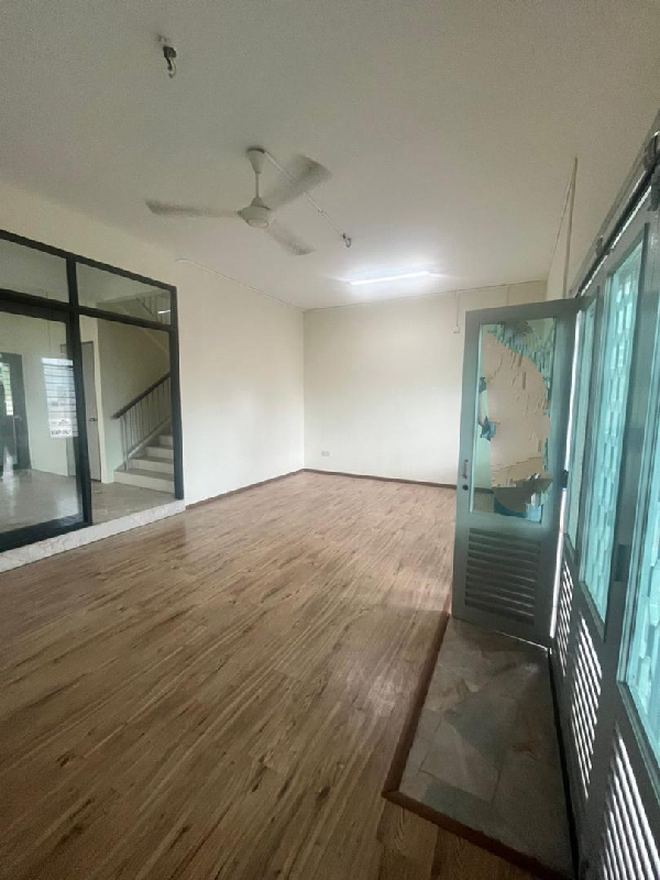 Ipoh Garden Freehold Double Storey Semi D For Sale - photo 3