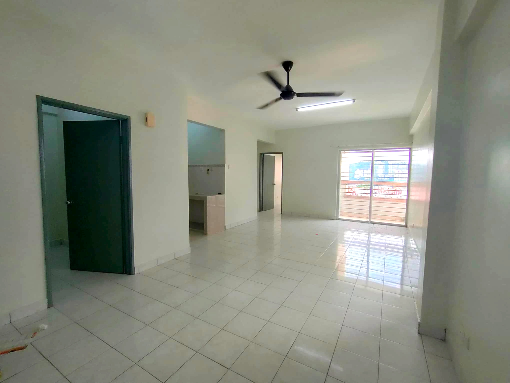 Pelangi Damansara Condo Renovated Unit For Sale - photo 2