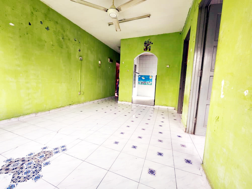 Renovated Flat PKNS Seksyen 19 Shah Alam - photo 2