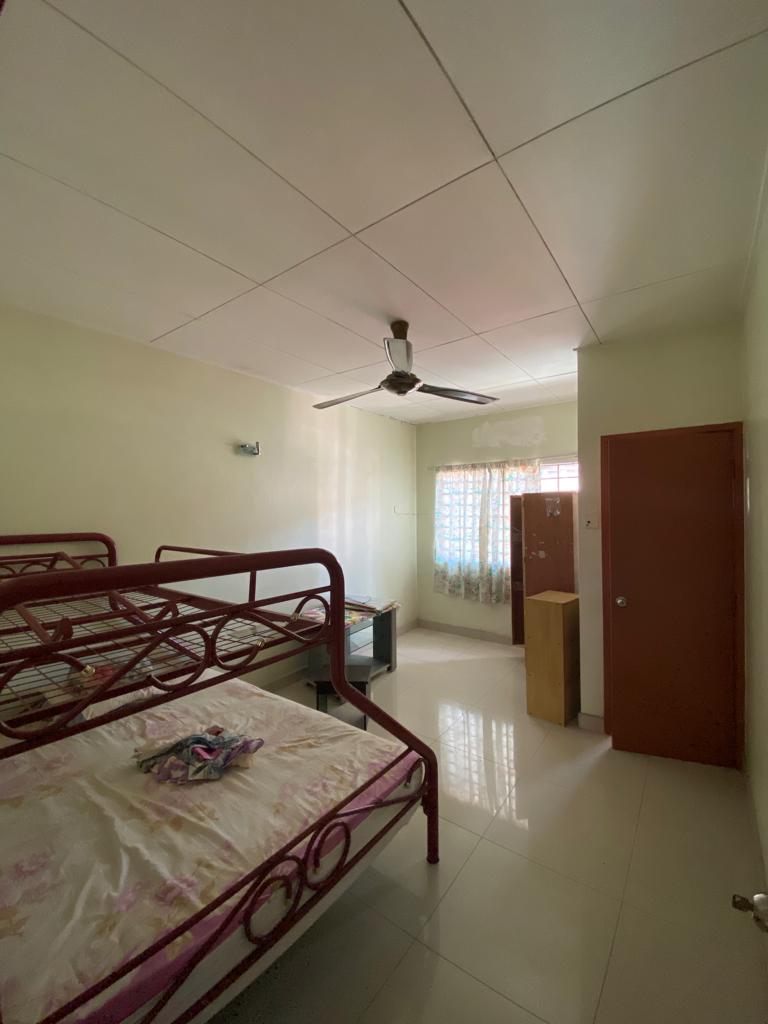 Puchong Utama Terraced House - photo 10