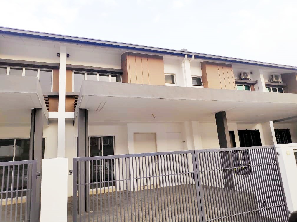 2 sty Halya Daunan Puncak Alam By Matt - photo 2