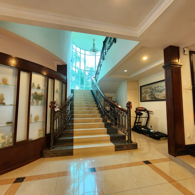 Two Storey Bungalow Selangor Polo Club - photo 9