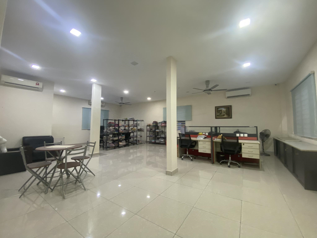 2 Sty Corner House D Kayangan by Emily - photo 3