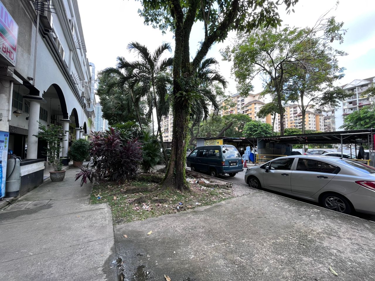 Taman Miharja 3-Storey Shoplot Unit For Sale - photo 6
