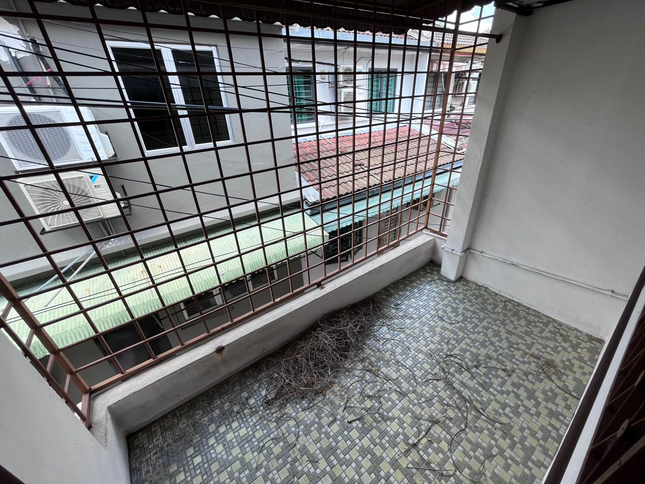 Pandan Indah Double Storey Renovated For Sale - photo 3