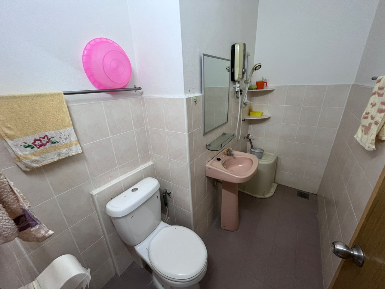 Pandan Indah Double Storey Renovated For Sale - photo 5