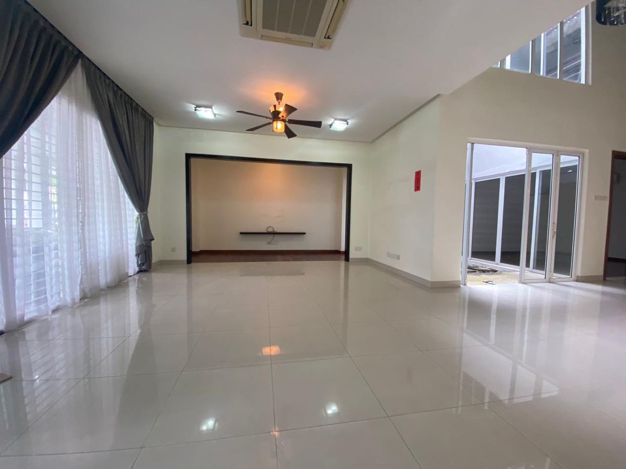 Temasya Suria House Glenmarie by Emily - photo 2