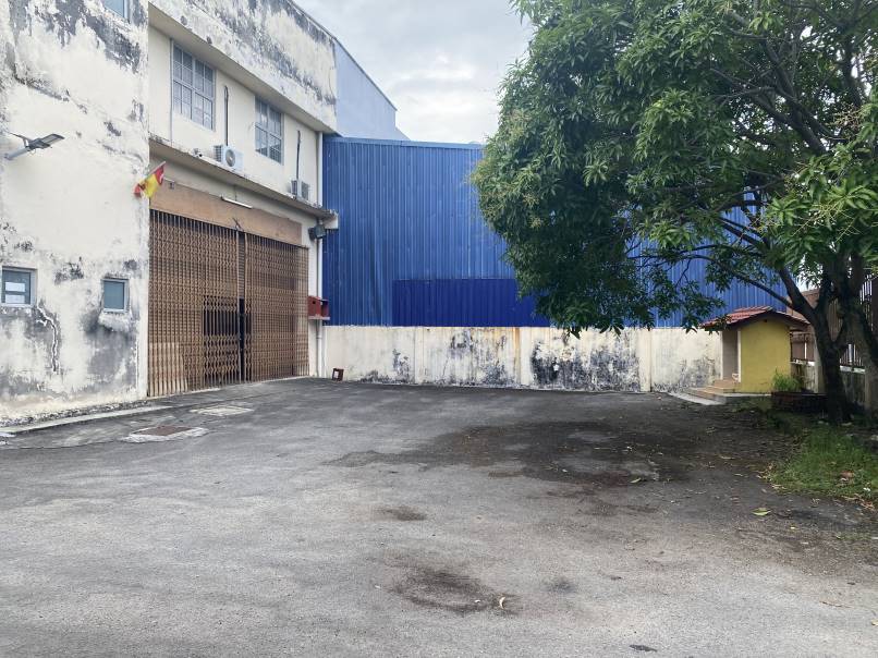 Klang Lorong Seri Gambut Factory - photo 4