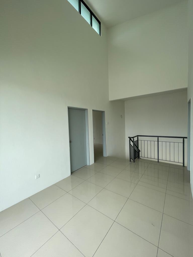 Corner Lot 2 Sty House Saujana Perdana by Matt - photo 5