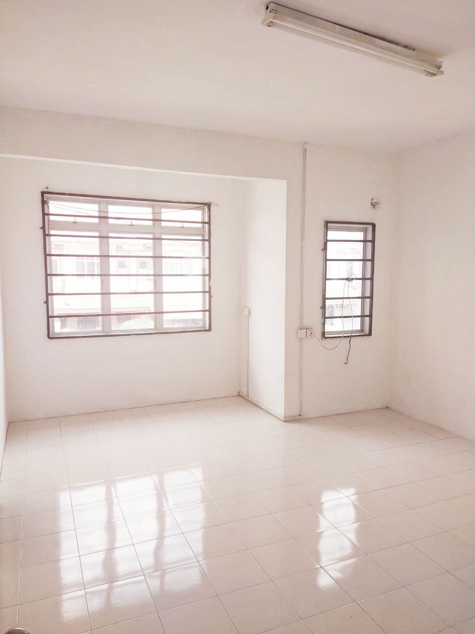 2 Sty Taman Klang Utama Klang by Kevin - photo 6