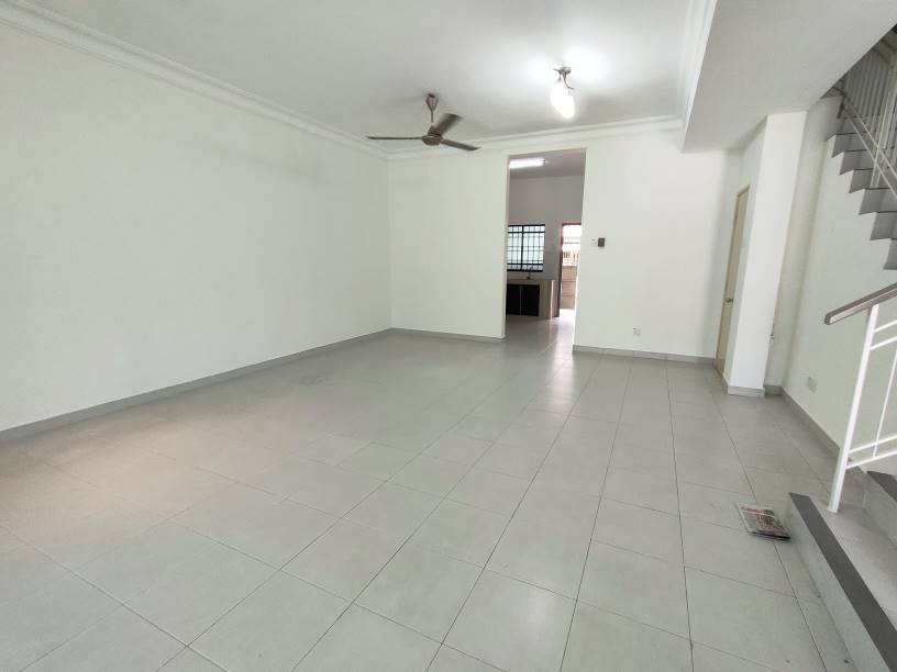 22x70 Freehold 4R4B Desa Coalfields by Benson - photo 3
