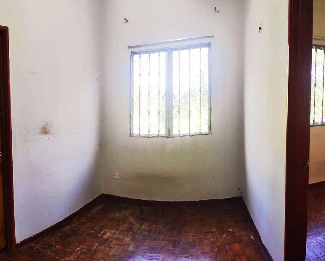 Corner 2 Sty House Saujana Utama By Matt - photo 9