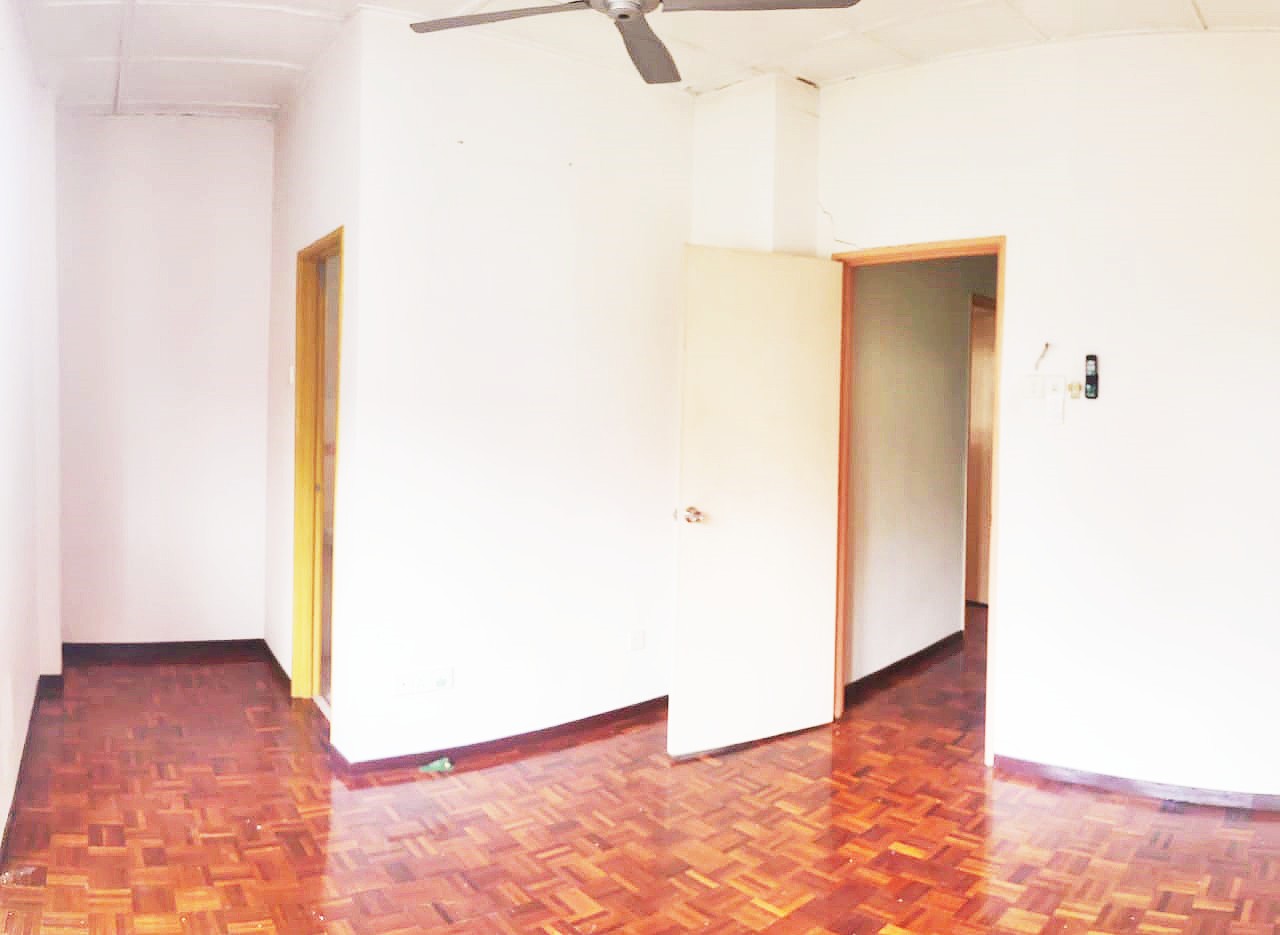 RENO 2 sty house Saujana Utama BY MATT - photo 7