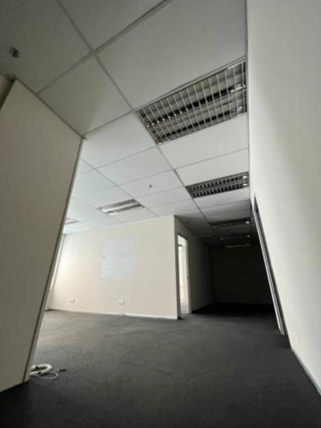 Ampwalk Jalan Ampang Office Unit For Rent - photo 3