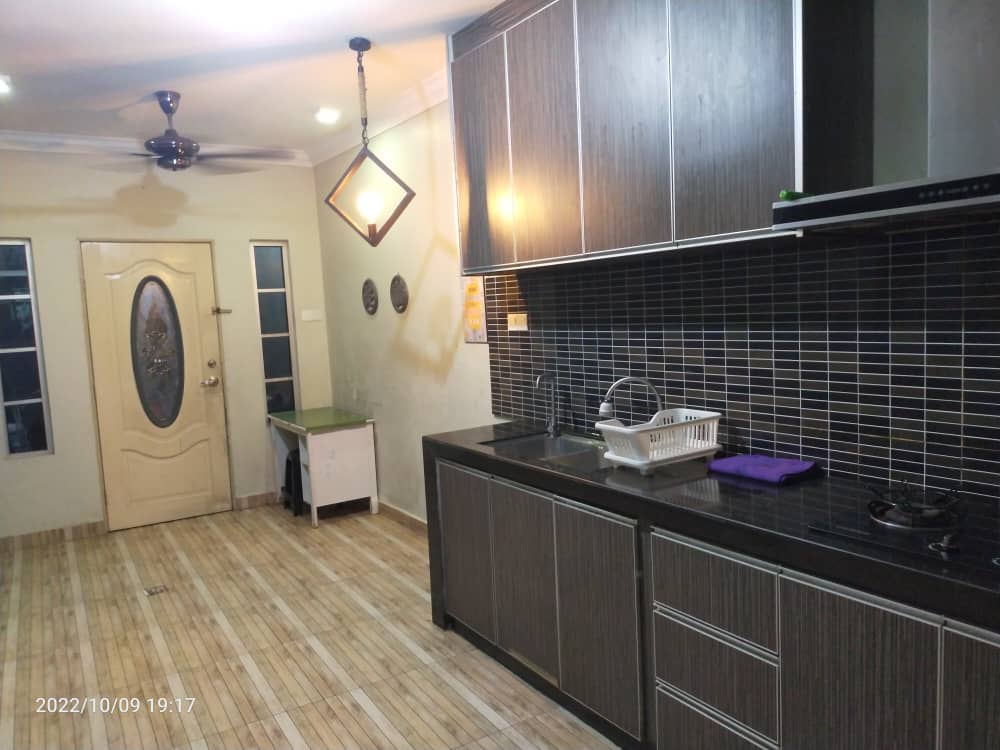 Fully Furnished Semi D House Puncak Alam by Matt - photo 3
