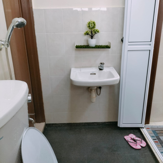 Townhouse Taman Seri Alam Saujana Utama by Matt - photo 9