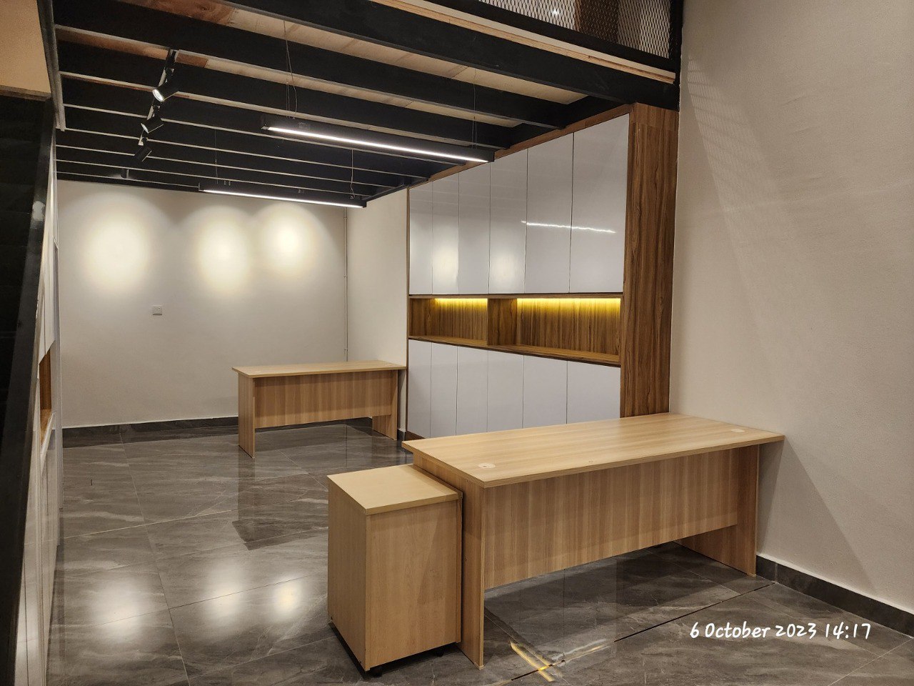 SA2312 2829 Shop at Millennium Square by Emily - photo 2