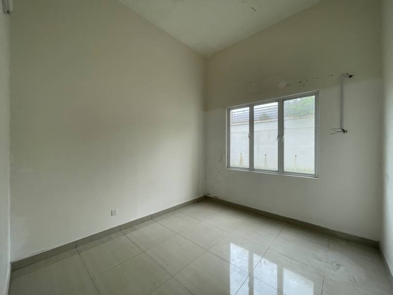 Corner 3 Storey Semi D Regency Parc Rawang by Mike - photo 3