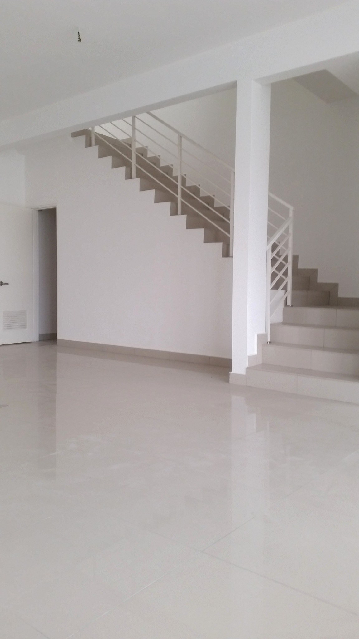 Double Sty Phase Three M Residence - photo 3