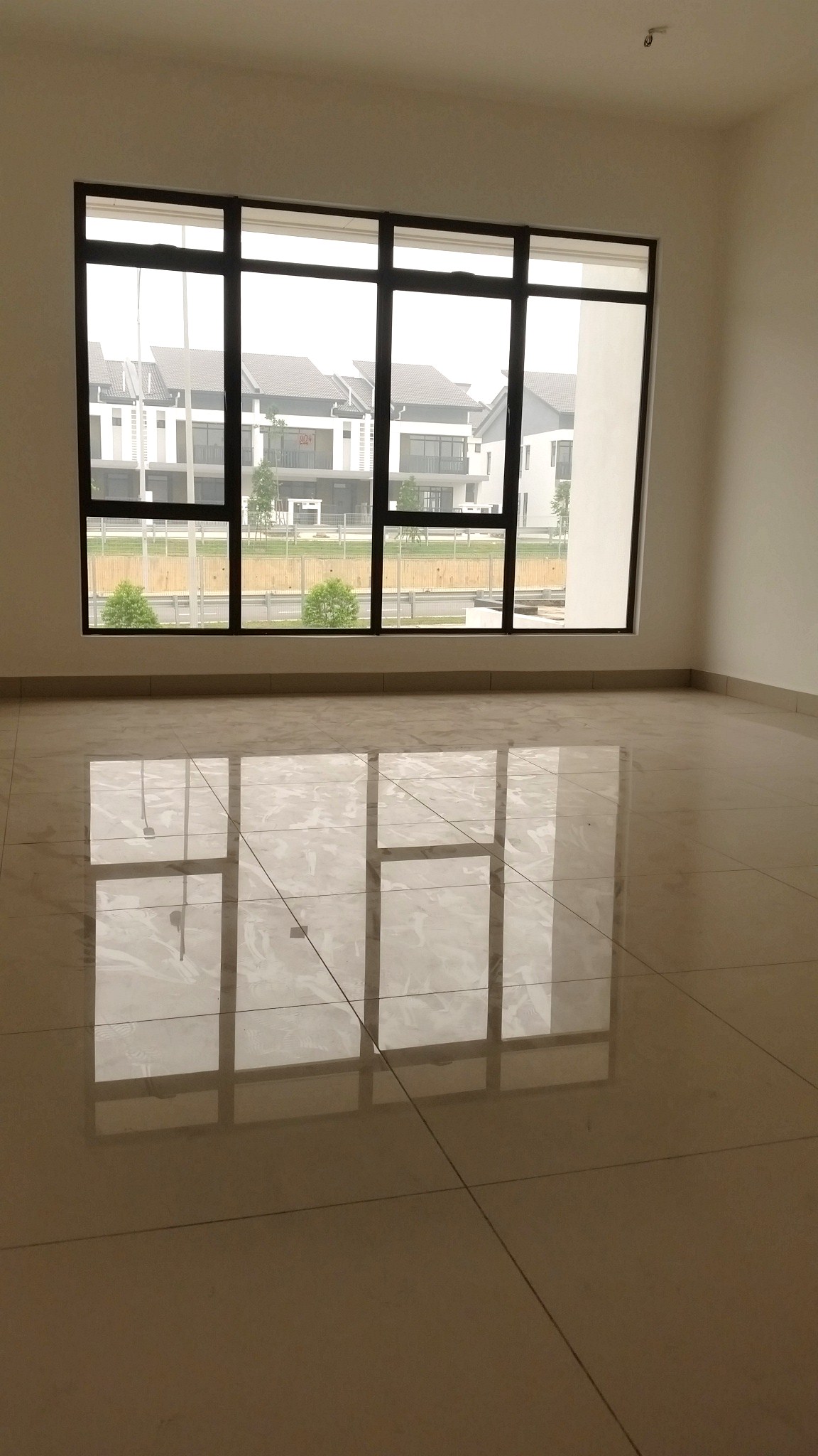 Double Sty Phase Three M Residence - photo 6
