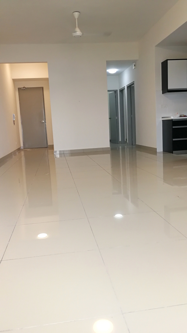 The Whalf Condominium Furnished Lake View - photo 5