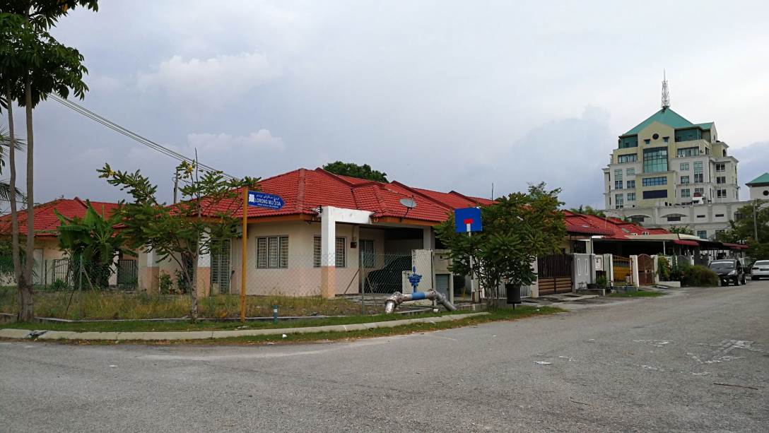1Sty Terrace Malawati Kuala Selangor Near Tesco - photo 3
