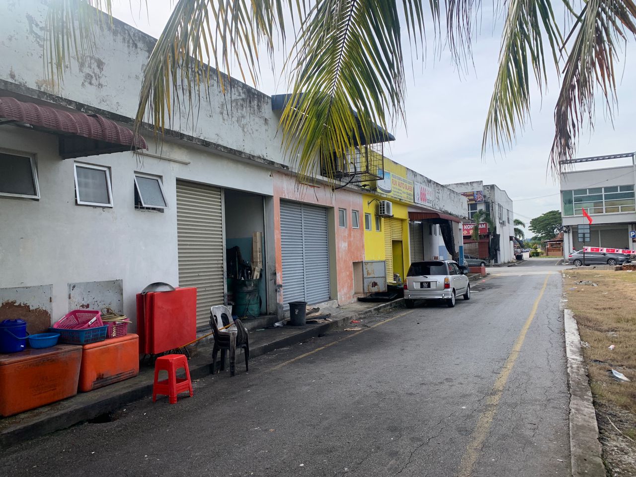 1 Sty Shop Behind Tesco Medan Niaga Kuala Selangor - photo 9