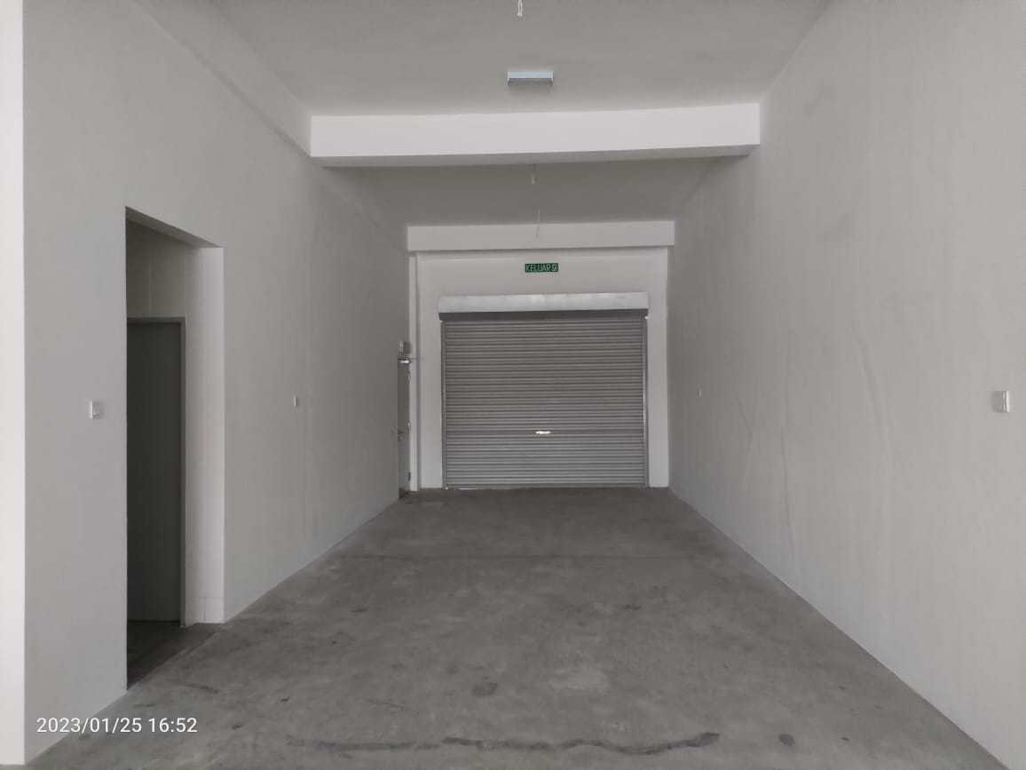 Three Sty Shop Bandar Baru Bangi - photo 9