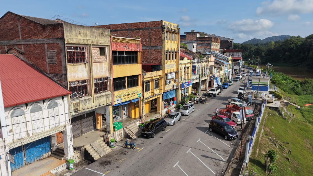 3Sty Freehold Shop Jalan Jelai Kuala Lipis