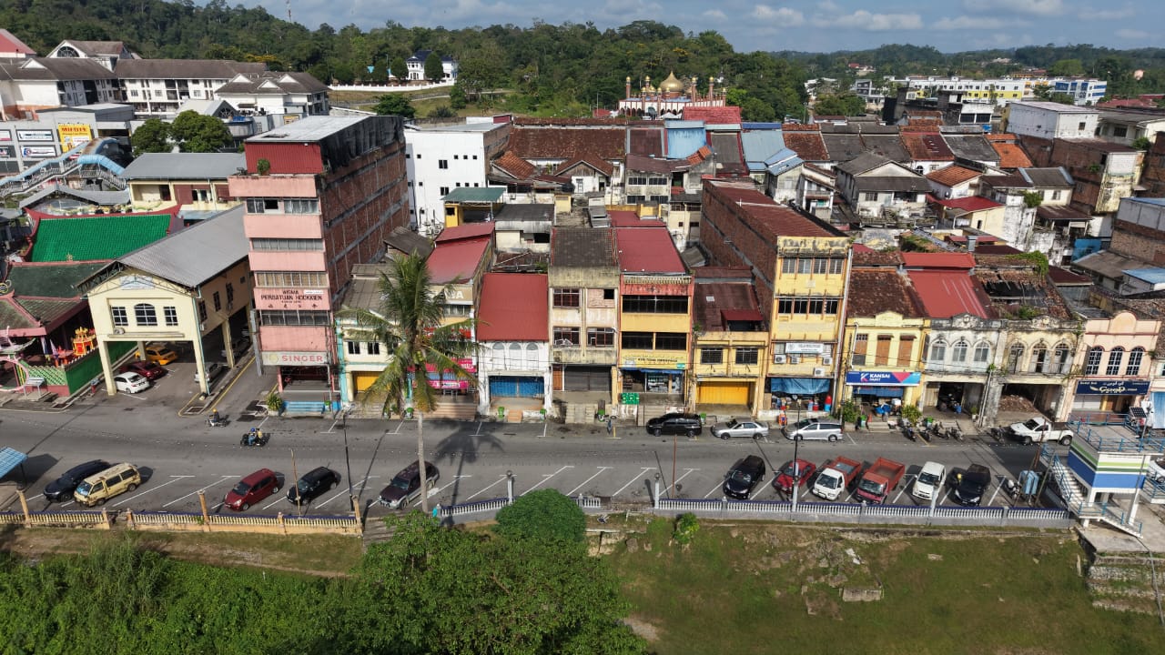 3Sty Freehold Shop Jalan Jelai Kuala Lipis - photo 4