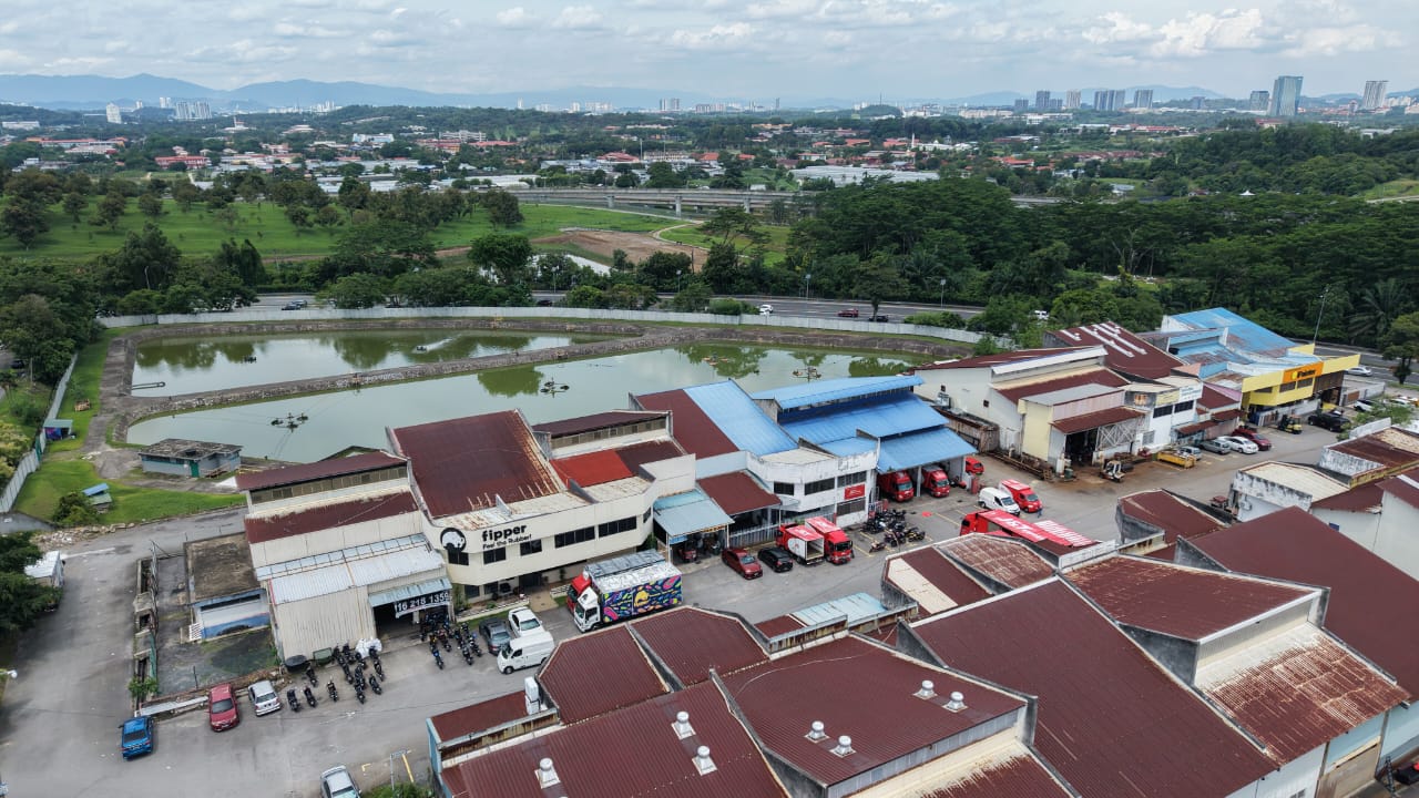 One and HalfTerrace Factory Seri Kembangan Serdang - photo 6