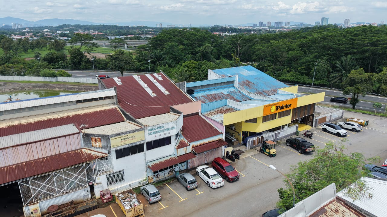 One and HalfTerrace Factory Seri Kembangan Serdang - photo 4