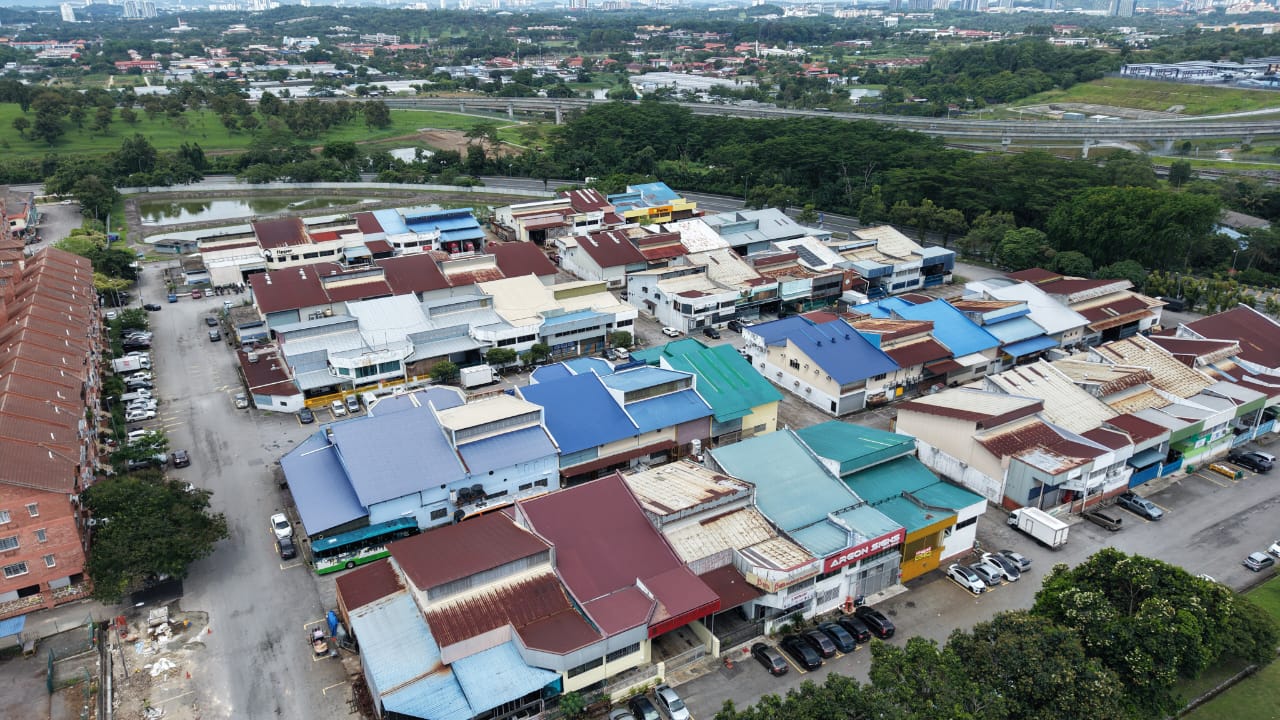 One and HalfTerrace Factory Seri Kembangan Serdang - photo 5