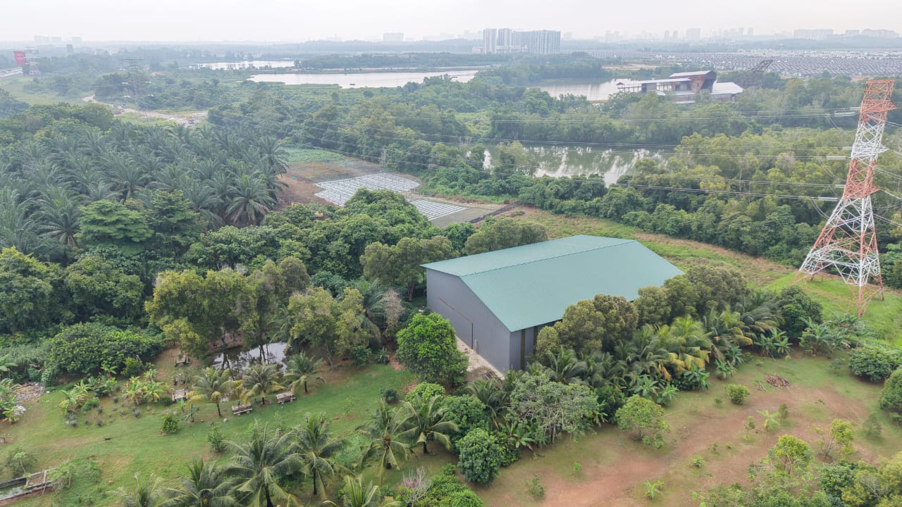 69000sf Land with 12000sf Warehouse Dengkil - photo 3